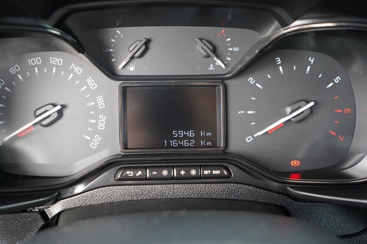 Mali kombi Fiat DOBLO  / FURGON / BLASZAK / 2023 R  / SPROWADZON: slika Mali kombi Fiat DOBLO  / FURGON / BLASZAK / 2023 R  / SPROWADZON