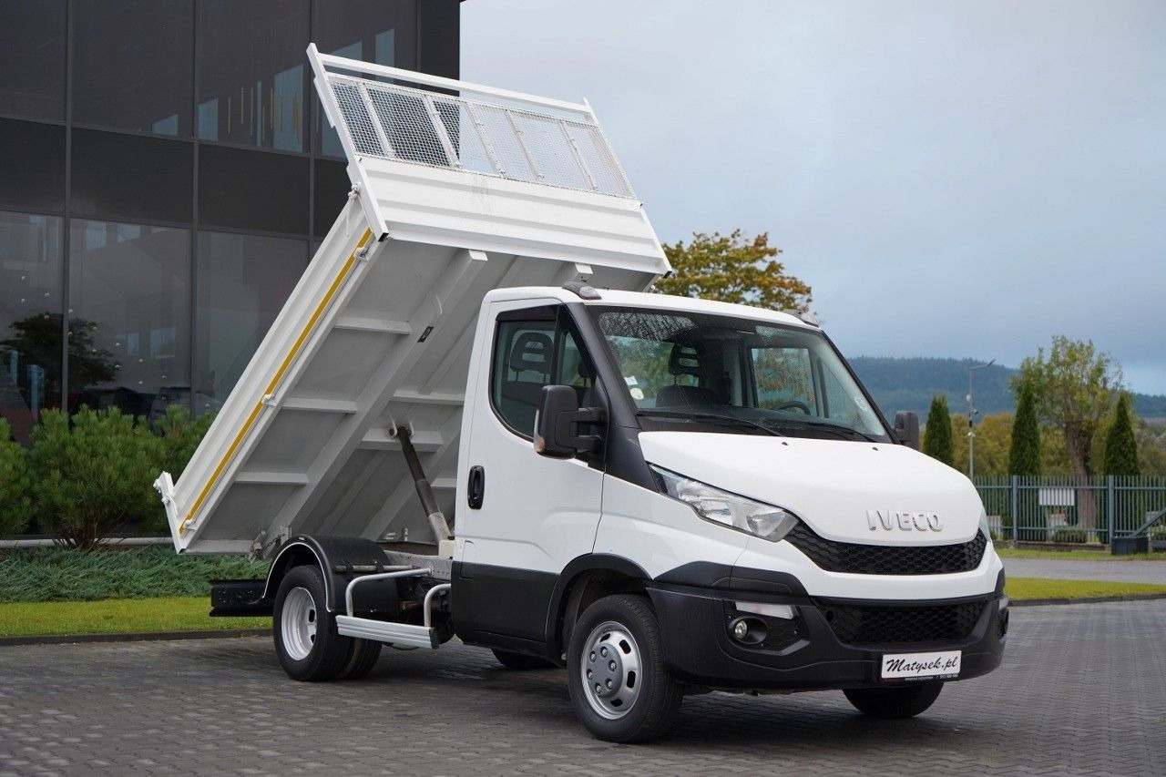 Iveco DAILY 35-130 / WYWROTKA TYLNOZSYPOWA / BLIŹNIAK - Mali kamion kiper: slika  Iveco DAILY 35-130 / WYWROTKA TYLNOZSYPOWA / BLIŹNIAK - Mali kamion kiper Iveco DAILY 35-130 / WYWROTKA TYLNOZSYPOWA / BLIŹNIAK - Mali kamion kiper: slika  Iveco DAILY 35-130 / WYWROTKA TYLNOZSYPOWA / BLIŹNIAK - Mali kamion kiper