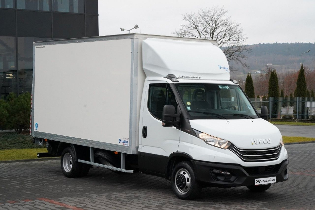 Iveco DAILY 35-160 / KONTENER 4,3 M / WINDA / BLIŹNIAK - Dostavno vozilo hladnjača: slika Iveco DAILY 35-160 / KONTENER 4,3 M / WINDA / BLIŹNIAK - Dostavno vozilo hladnjača Iveco DAILY 35-160 / KONTENER 4,3 M / WINDA / BLIŹNIAK - Dostavno vozilo hladnjača: slika Iveco DAILY 35-160 / KONTENER 4,3 M / WINDA / BLIŹNIAK - Dostavno vozilo hladnjača