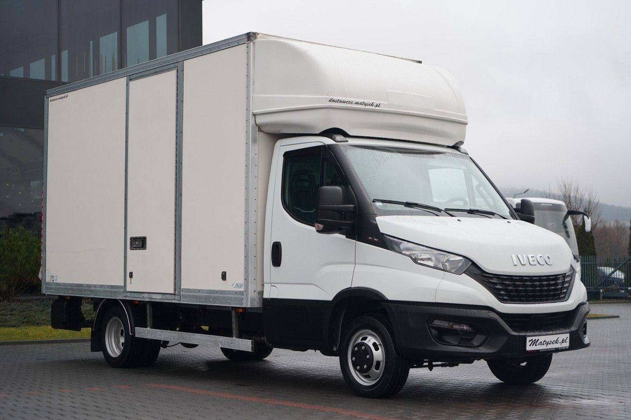 Iveco DAILY 35-160 / KONTENER 4,3 M / WINDA DHOLLANDIA - Dostavno vozilo hladnjača: slika Iveco DAILY 35-160 / KONTENER 4,3 M / WINDA DHOLLANDIA - Dostavno vozilo hladnjača Iveco DAILY 35-160 / KONTENER 4,3 M / WINDA DHOLLANDIA - Dostavno vozilo hladnjača: slika Iveco DAILY 35-160 / KONTENER 4,3 M / WINDA DHOLLANDIA - Dostavno vozilo hladnjača