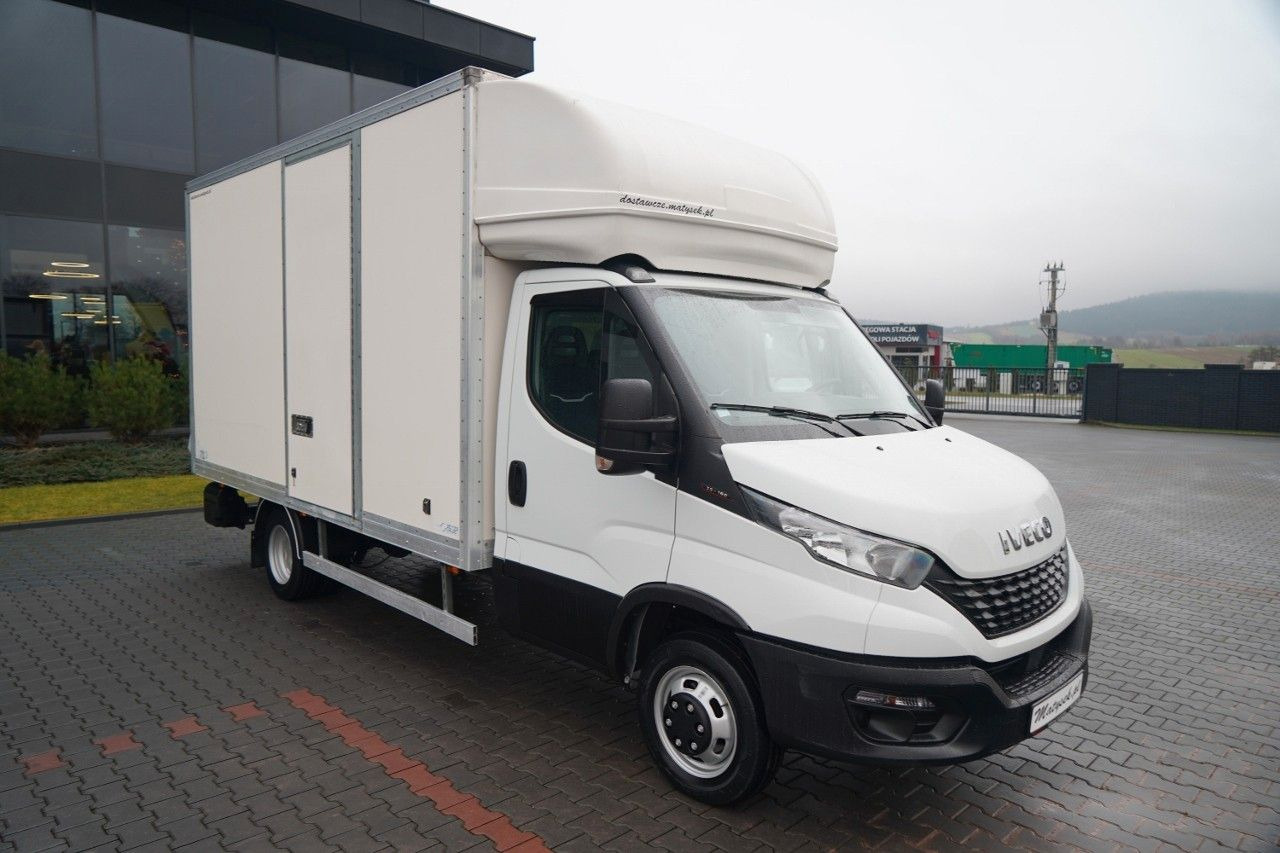 Iveco DAILY 35-160 / KONTENER 4,3 M / WINDA DHOLLANDIA - Dostavno vozilo hladnjača: slika Iveco DAILY 35-160 / KONTENER 4,3 M / WINDA DHOLLANDIA - Dostavno vozilo hladnjača Iveco DAILY 35-160 / KONTENER 4,3 M / WINDA DHOLLANDIA - Dostavno vozilo hladnjača: slika Iveco DAILY 35-160 / KONTENER 4,3 M / WINDA DHOLLANDIA - Dostavno vozilo hladnjača
