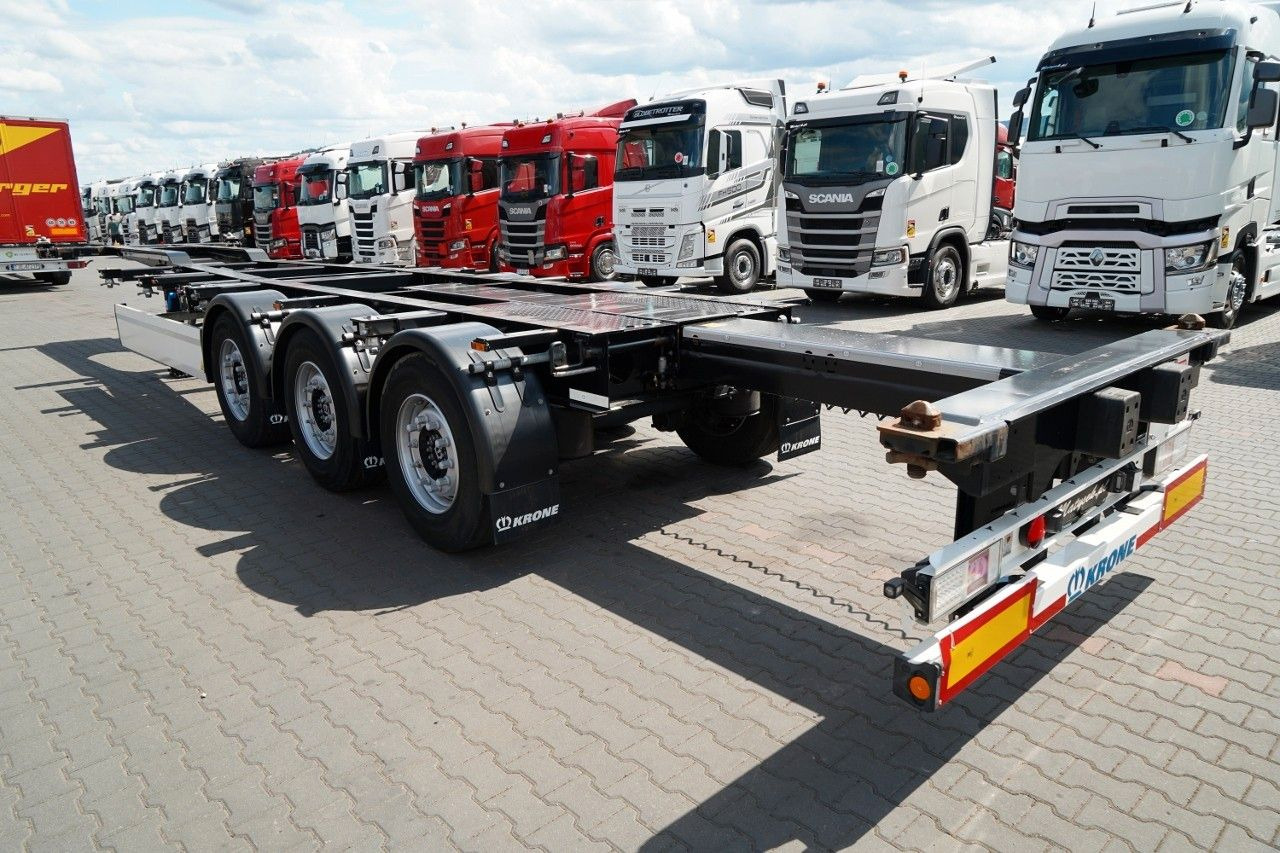 Krone / NACZEPA PODKONTENEROWA / UNIWERSALNA / 2023 RO - Transporter kontejnera/ Poluprikolica s izmjenjivim sanducima: slika Krone / NACZEPA PODKONTENEROWA / UNIWERSALNA / 2023 RO - Transporter kontejnera/ Poluprikolica s izmjenjivim sanducima Krone / NACZEPA PODKONTENEROWA / UNIWERSALNA / 2023 RO - Transporter kontejnera/ Poluprikolica s izmjenjivim sanducima: slika Krone / NACZEPA PODKONTENEROWA / UNIWERSALNA / 2023 RO - Transporter kontejnera/ Poluprikolica s izmjenjivim sanducima
