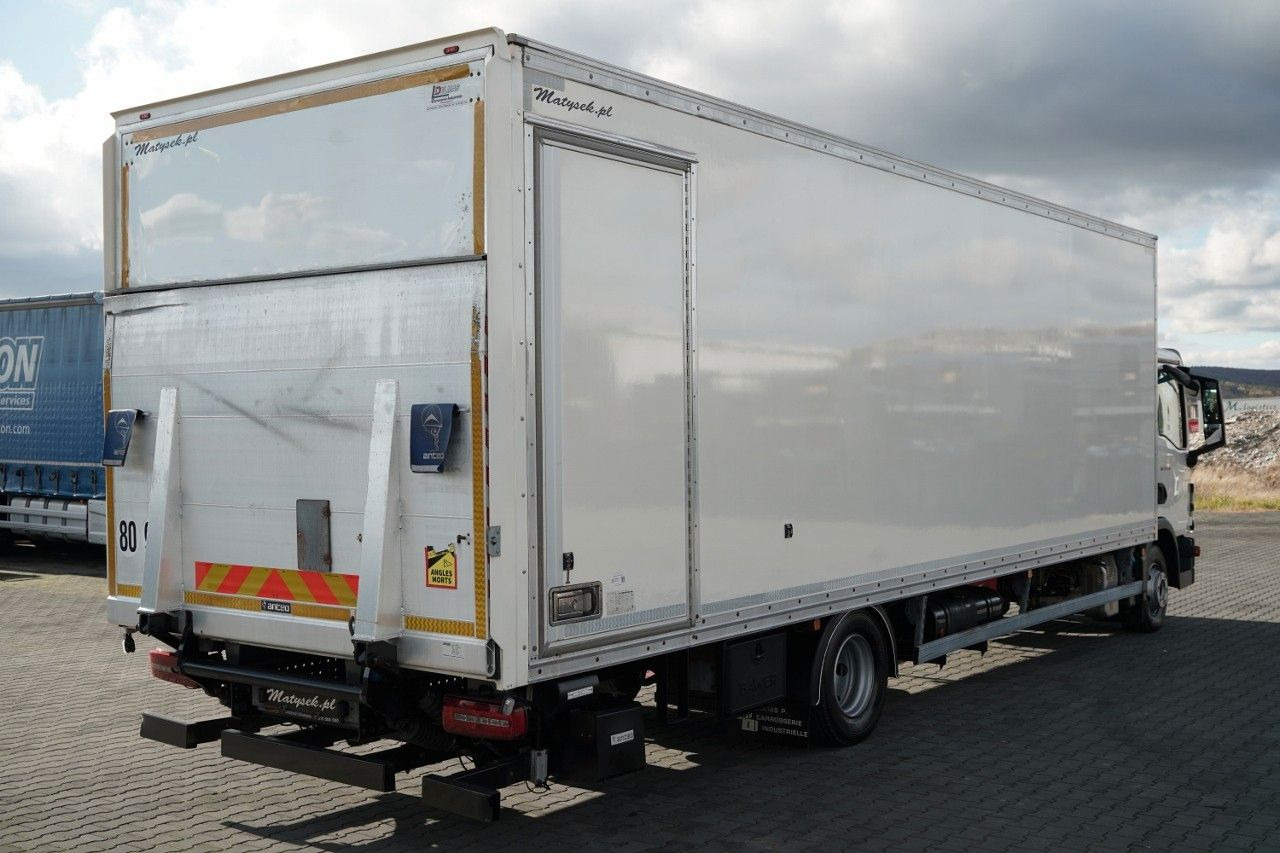 MAN TGL 12.250 / SOLÓWKA / KONTENER 8 M / WINDA / BO - Kamion sandučar: slika MAN TGL 12.250 / SOLÓWKA / KONTENER 8 M / WINDA / BO - Kamion sandučar MAN TGL 12.250 / SOLÓWKA / KONTENER 8 M / WINDA / BO - Kamion sandučar: slika MAN TGL 12.250 / SOLÓWKA / KONTENER 8 M / WINDA / BO - Kamion sandučar