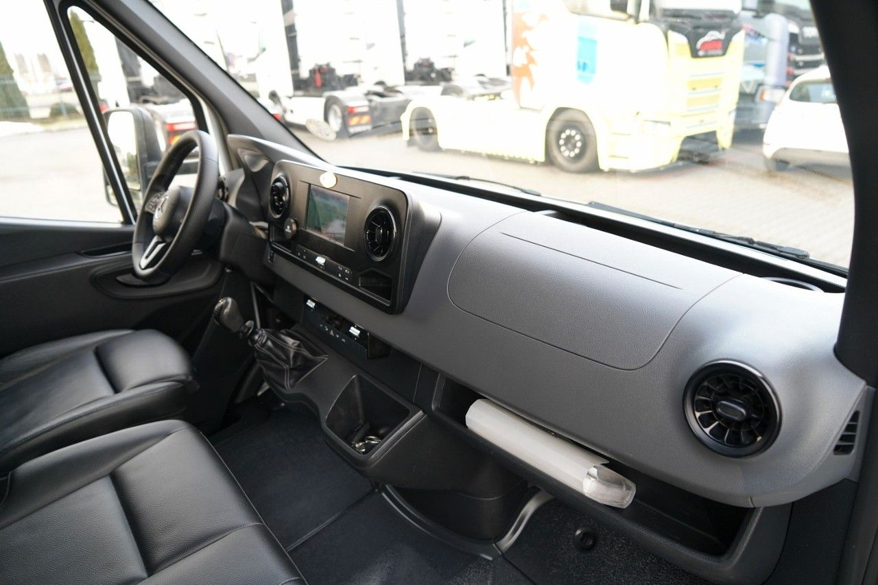 Dostavno vozilo s ceradom Mercedes-Benz SPRINTER / KONTENER / 2019: slika Dostavno vozilo s ceradom Mercedes-Benz SPRINTER / KONTENER / 2019 Dostavno vozilo s ceradom Mercedes-Benz SPRINTER / KONTENER / 2019: slika Dostavno vozilo s ceradom Mercedes-Benz SPRINTER / KONTENER / 2019