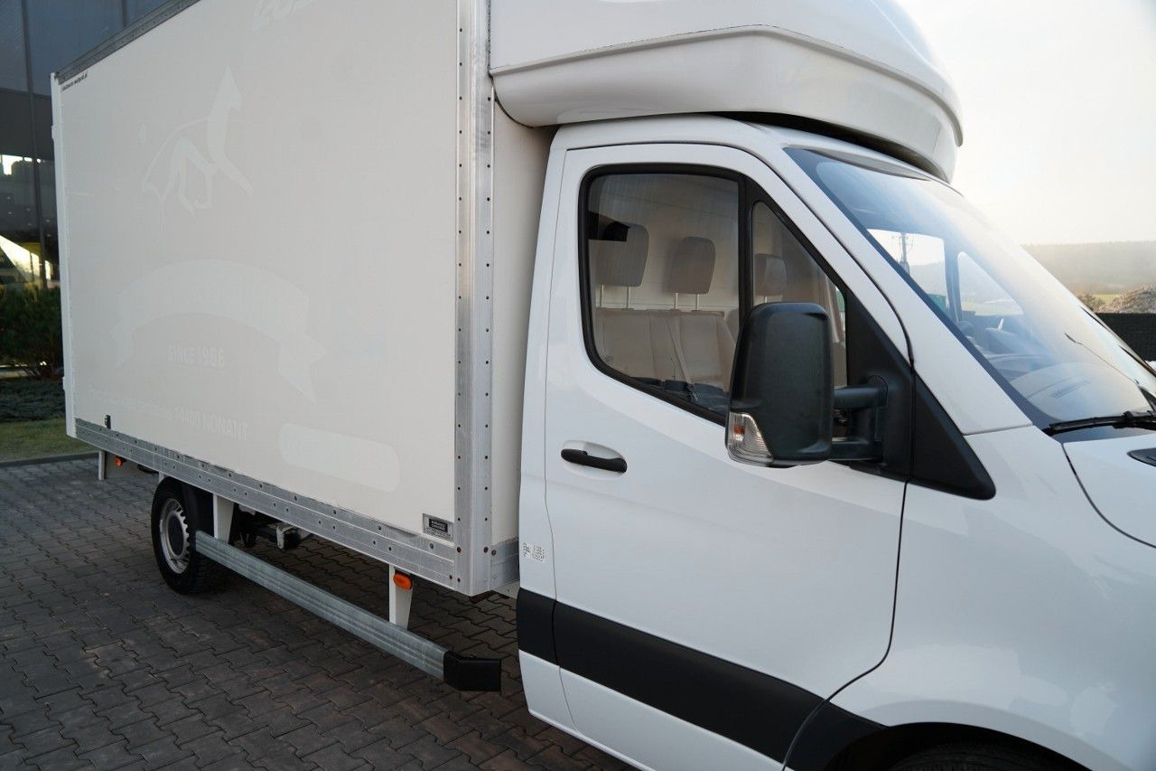 Dostavno vozilo s ceradom Mercedes-Benz SPRINTER / KONTENER / 2019: slika Dostavno vozilo s ceradom Mercedes-Benz SPRINTER / KONTENER / 2019 Dostavno vozilo s ceradom Mercedes-Benz SPRINTER / KONTENER / 2019: slika Dostavno vozilo s ceradom Mercedes-Benz SPRINTER / KONTENER / 2019