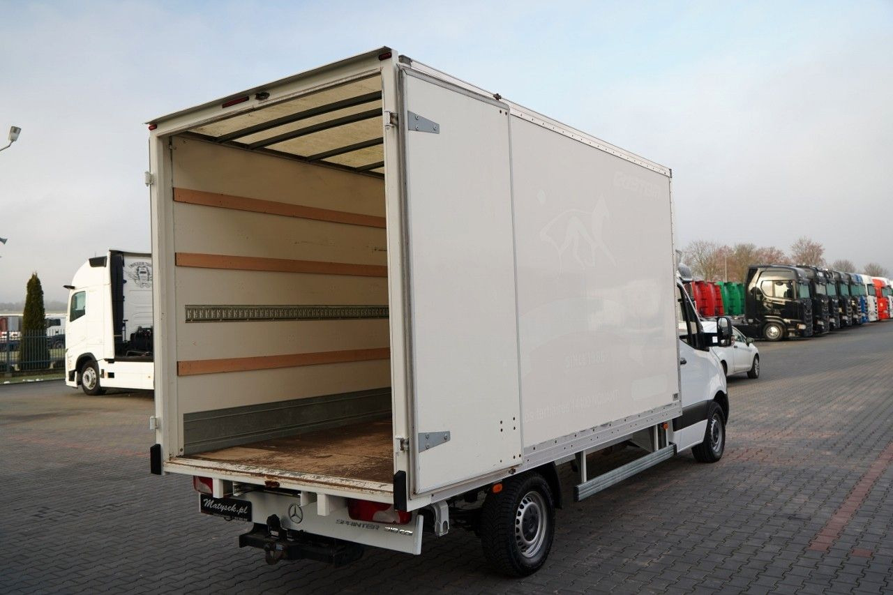 Dostavno vozilo s ceradom Mercedes-Benz SPRINTER / KONTENER / 2019: slika Dostavno vozilo s ceradom Mercedes-Benz SPRINTER / KONTENER / 2019 Dostavno vozilo s ceradom Mercedes-Benz SPRINTER / KONTENER / 2019: slika Dostavno vozilo s ceradom Mercedes-Benz SPRINTER / KONTENER / 2019