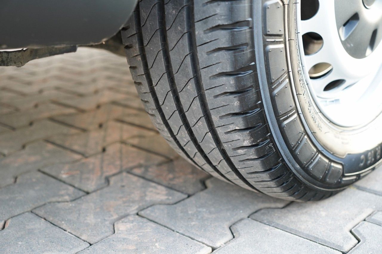 Dostavno vozilo s ceradom Mercedes-Benz SPRINTER / KONTENER / 2019: slika Dostavno vozilo s ceradom Mercedes-Benz SPRINTER / KONTENER / 2019 Dostavno vozilo s ceradom Mercedes-Benz SPRINTER / KONTENER / 2019: slika Dostavno vozilo s ceradom Mercedes-Benz SPRINTER / KONTENER / 2019