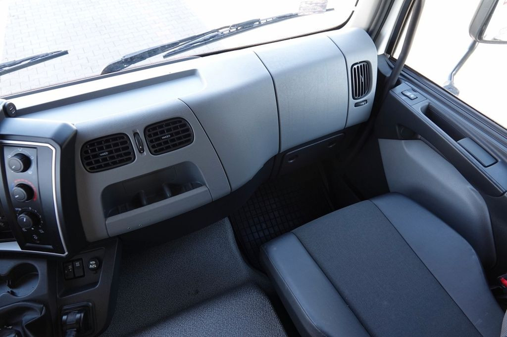 Zakup Renault D 250 / CHŁODNIA - 6,7 m / THERMO KING T 600R / Renault D 250 / CHŁODNIA - 6,7 m / THERMO KING T 600R / Renault D 250 / CHŁODNIA - 6,7 m / THERMO KING T 600R / Renault D 250 / CHŁODNIA - 6,7 m / THERMO KING T 600R /: slika Zakup Renault D 250 / CHŁODNIA - 6,7 m / THERMO KING T 600R / Renault D 250 / CHŁODNIA - 6,7 m / THERMO KING T 600R / Renault D 250 / CHŁODNIA - 6,7 m / THERMO KING T 600R / Renault D 250 / CHŁODNIA - 6,7 m / THERMO KING T 600R /