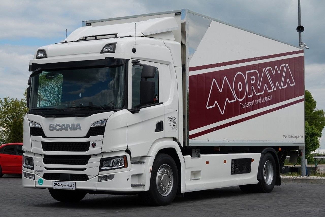 Scania P 280 / 4x2 / CHŁODNIA -6,2 M / AGREGAT FRIGO BL - Kamion sandučar: slika Scania P 280 / 4x2 / CHŁODNIA -6,2 M / AGREGAT FRIGO BL - Kamion sandučar Scania P 280 / 4x2 / CHŁODNIA -6,2 M / AGREGAT FRIGO BL - Kamion sandučar: slika Scania P 280 / 4x2 / CHŁODNIA -6,2 M / AGREGAT FRIGO BL - Kamion sandučar