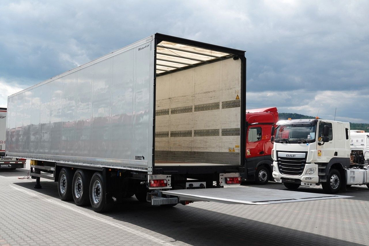 Poluprikolica hladnjača Schmitz Cargobull KOFFER / 2017 ROK / WINDA DHOLLANDIA  ZAŁADOWCZ: slika Poluprikolica hladnjača Schmitz Cargobull KOFFER / 2017 ROK / WINDA DHOLLANDIA  ZAŁADOWCZ