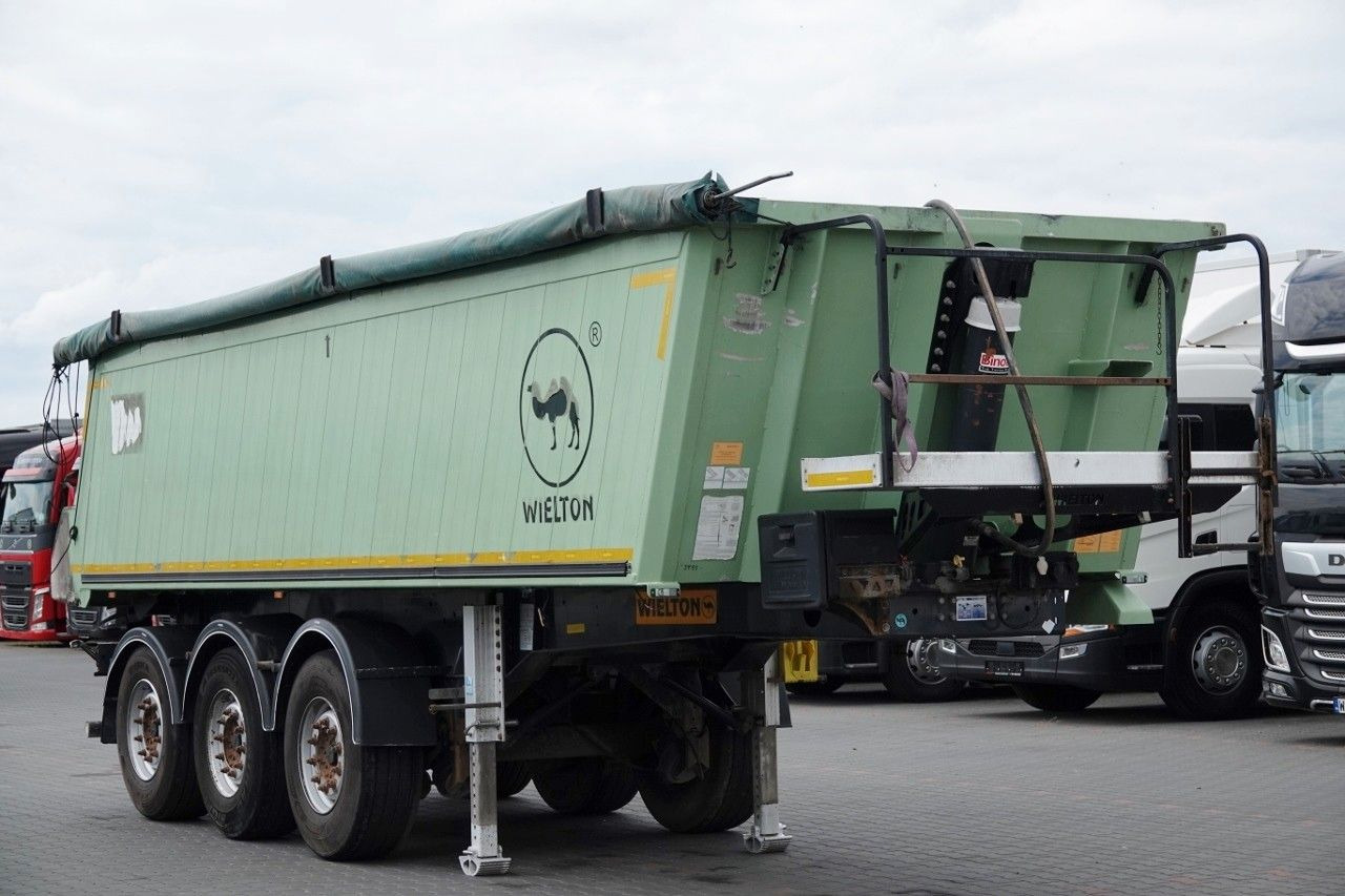 Schmitz Cargobull WYWROTKA 40 M3 / MULDA ALUMINIOWA / OŚ PODNOSZON - Kiper poluprikolica: slika Schmitz Cargobull WYWROTKA 40 M3 / MULDA ALUMINIOWA / OŚ PODNOSZON - Kiper poluprikolica Schmitz Cargobull WYWROTKA 40 M3 / MULDA ALUMINIOWA / OŚ PODNOSZON - Kiper poluprikolica: slika Schmitz Cargobull WYWROTKA 40 M3 / MULDA ALUMINIOWA / OŚ PODNOSZON - Kiper poluprikolica