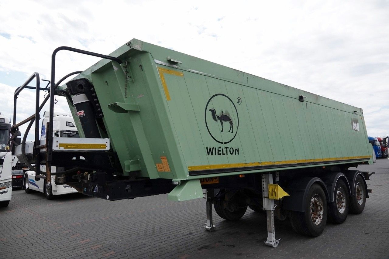 Schmitz Cargobull WYWROTKA 40 M3 / MULDA ALUMINIOWA / OŚ PODNOSZON - Kiper poluprikolica: slika Schmitz Cargobull WYWROTKA 40 M3 / MULDA ALUMINIOWA / OŚ PODNOSZON - Kiper poluprikolica Schmitz Cargobull WYWROTKA 40 M3 / MULDA ALUMINIOWA / OŚ PODNOSZON - Kiper poluprikolica: slika Schmitz Cargobull WYWROTKA 40 M3 / MULDA ALUMINIOWA / OŚ PODNOSZON - Kiper poluprikolica
