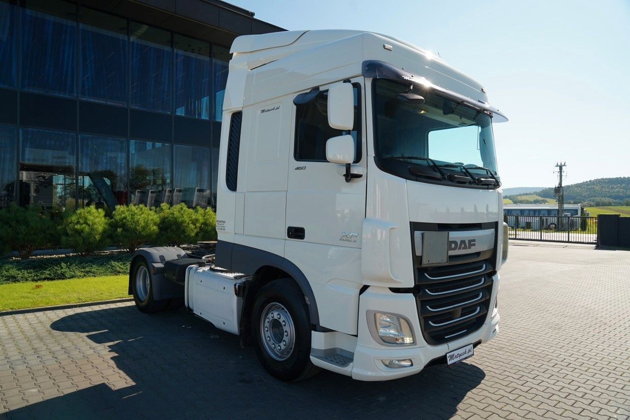 DAF XF 460 / SPACE CAB / HYDRAULIKA DWUOBWODOWA / P - Tegljač: slika DAF XF 460 / SPACE CAB / HYDRAULIKA DWUOBWODOWA / P - Tegljač DAF XF 460 / SPACE CAB / HYDRAULIKA DWUOBWODOWA / P - Tegljač: slika DAF XF 460 / SPACE CAB / HYDRAULIKA DWUOBWODOWA / P - Tegljač