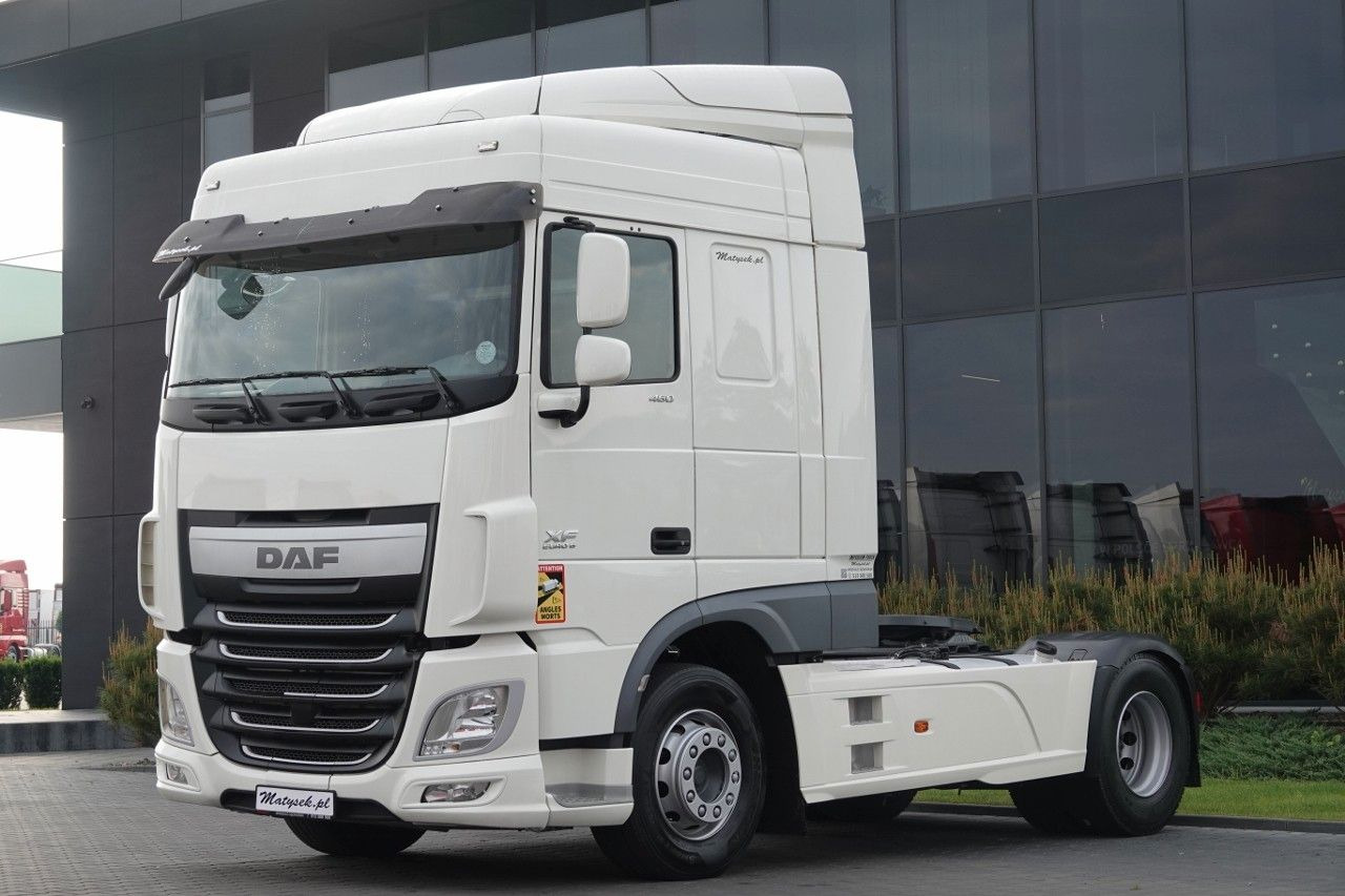 DAF XF 460 / SPACE CAB / OPONY 100% / SPROWADZONY / - Tegljač: slika DAF XF 460 / SPACE CAB / OPONY 100% / SPROWADZONY / - Tegljač DAF XF 460 / SPACE CAB / OPONY 100% / SPROWADZONY / - Tegljač: slika DAF XF 460 / SPACE CAB / OPONY 100% / SPROWADZONY / - Tegljač