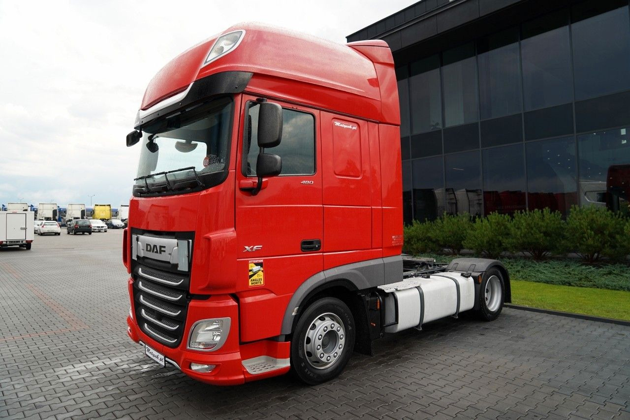 DAF XF 480 / LOW DECK / MEGA / 2021 / SSC / PO KONTR - Tegljač: slika DAF XF 480 / LOW DECK / MEGA / 2021 / SSC / PO KONTR - Tegljač DAF XF 480 / LOW DECK / MEGA / 2021 / SSC / PO KONTR - Tegljač: slika DAF XF 480 / LOW DECK / MEGA / 2021 / SSC / PO KONTR - Tegljač