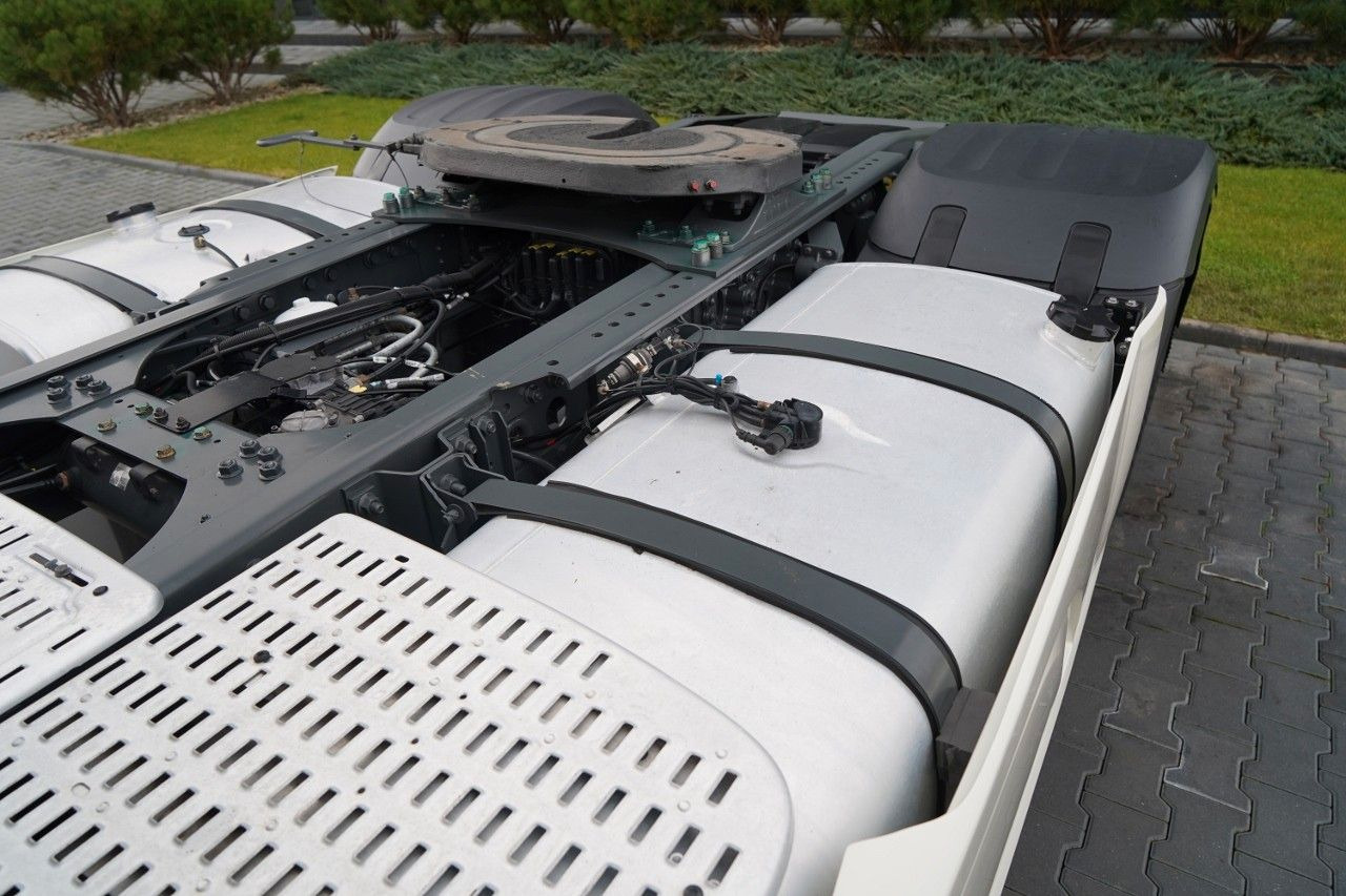 Tegljač DAF XF 480 / SUPER SPACE CAB / OPONY 100% / 2021 ROK: slika Tegljač DAF XF 480 / SUPER SPACE CAB / OPONY 100% / 2021 ROK