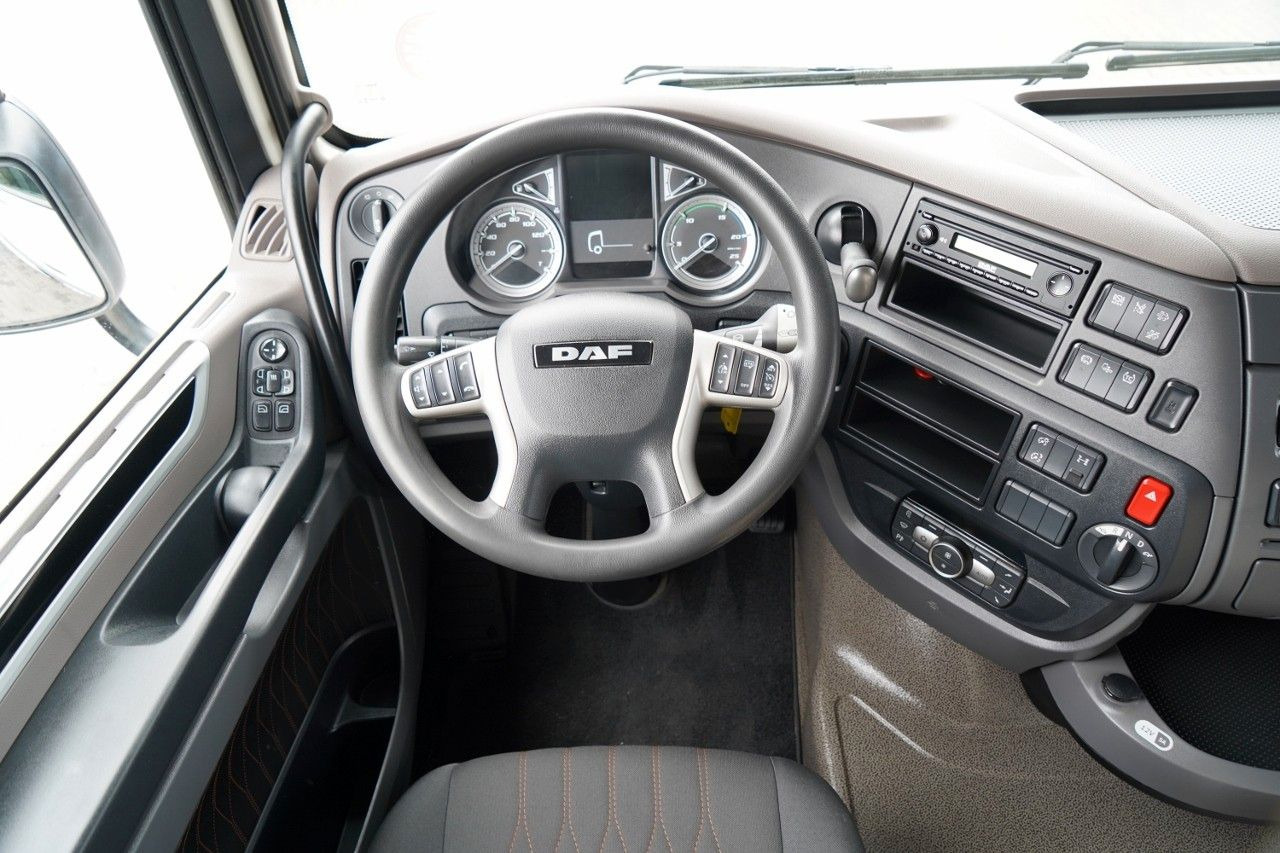 Tegljač DAF XF 480 / SUPER SPACE CAB / OPONY 100% / 2021 ROK: slika Tegljač DAF XF 480 / SUPER SPACE CAB / OPONY 100% / 2021 ROK