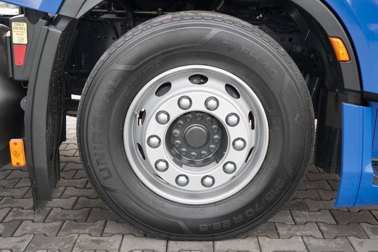 Tegljač Iveco S-WAY / 460 / RETARDER / LNG /: slika Tegljač Iveco S-WAY / 460 / RETARDER / LNG / Tegljač Iveco S-WAY / 460 / RETARDER / LNG /: slika Tegljač Iveco S-WAY / 460 / RETARDER / LNG /