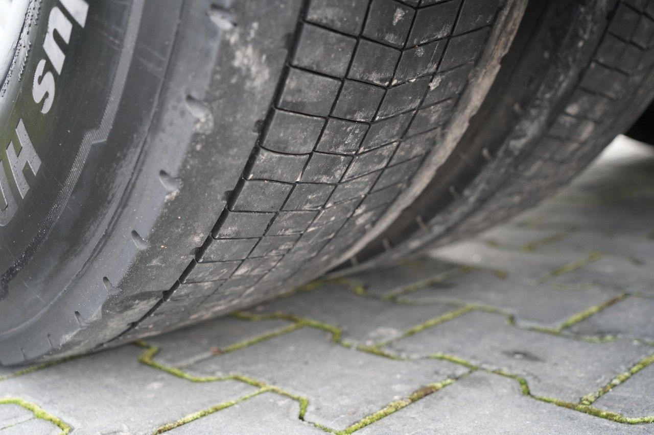 Tegljač Iveco S-WAY / 460 / RETARDER / LNG /: slika Tegljač Iveco S-WAY / 460 / RETARDER / LNG / Tegljač Iveco S-WAY / 460 / RETARDER / LNG /: slika Tegljač Iveco S-WAY / 460 / RETARDER / LNG /