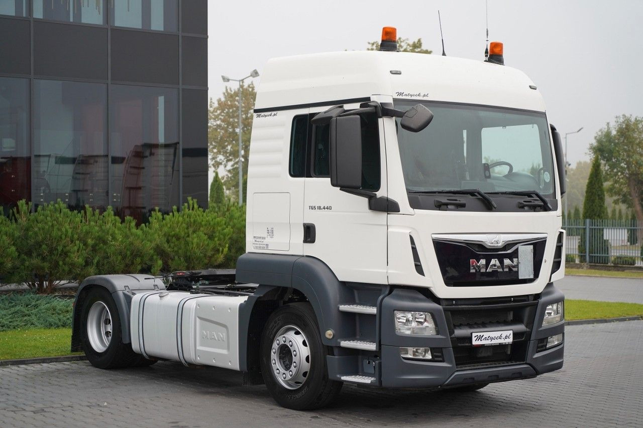 MAN TGS 18. 440 / XLX / STANDARD / NAVI / 2016 ROK - Tegljač: slika MAN TGS 18. 440 / XLX / STANDARD / NAVI / 2016 ROK - Tegljač MAN TGS 18. 440 / XLX / STANDARD / NAVI / 2016 ROK - Tegljač: slika MAN TGS 18. 440 / XLX / STANDARD / NAVI / 2016 ROK - Tegljač