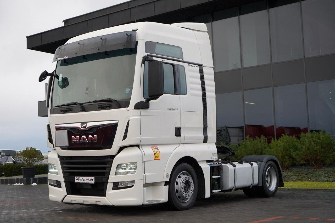 MAN TGX 18.470 / LOW DECK / MEGA / REGULOWANE SIODŁO - Tegljač: slika MAN TGX 18.470 / LOW DECK / MEGA / REGULOWANE SIODŁO - Tegljač MAN TGX 18.470 / LOW DECK / MEGA / REGULOWANE SIODŁO - Tegljač: slika MAN TGX 18.470 / LOW DECK / MEGA / REGULOWANE SIODŁO - Tegljač