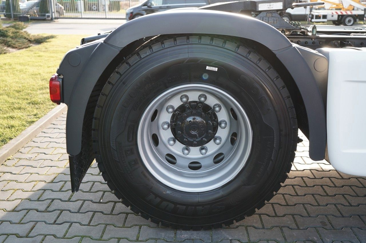 Tegljač MAN TGX 18.510 / GM / RETARDER / NAVI / OPONY 100%: slika Tegljač MAN TGX 18.510 / GM / RETARDER / NAVI / OPONY 100%