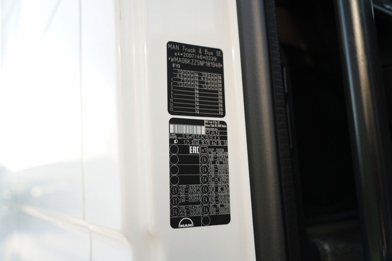 Tegljač MAN TGX 18.510 / GM / RETARDER / NAVI / OPONY 100%: slika Tegljač MAN TGX 18.510 / GM / RETARDER / NAVI / OPONY 100%