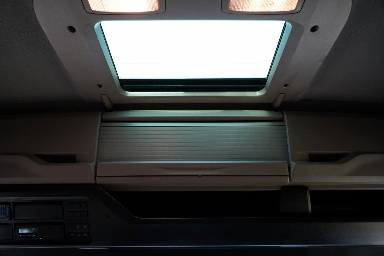 Tegljač MAN TGX 18.510 / GM / RETARDER / NAVI / OPONY 100%: slika Tegljač MAN TGX 18.510 / GM / RETARDER / NAVI / OPONY 100%