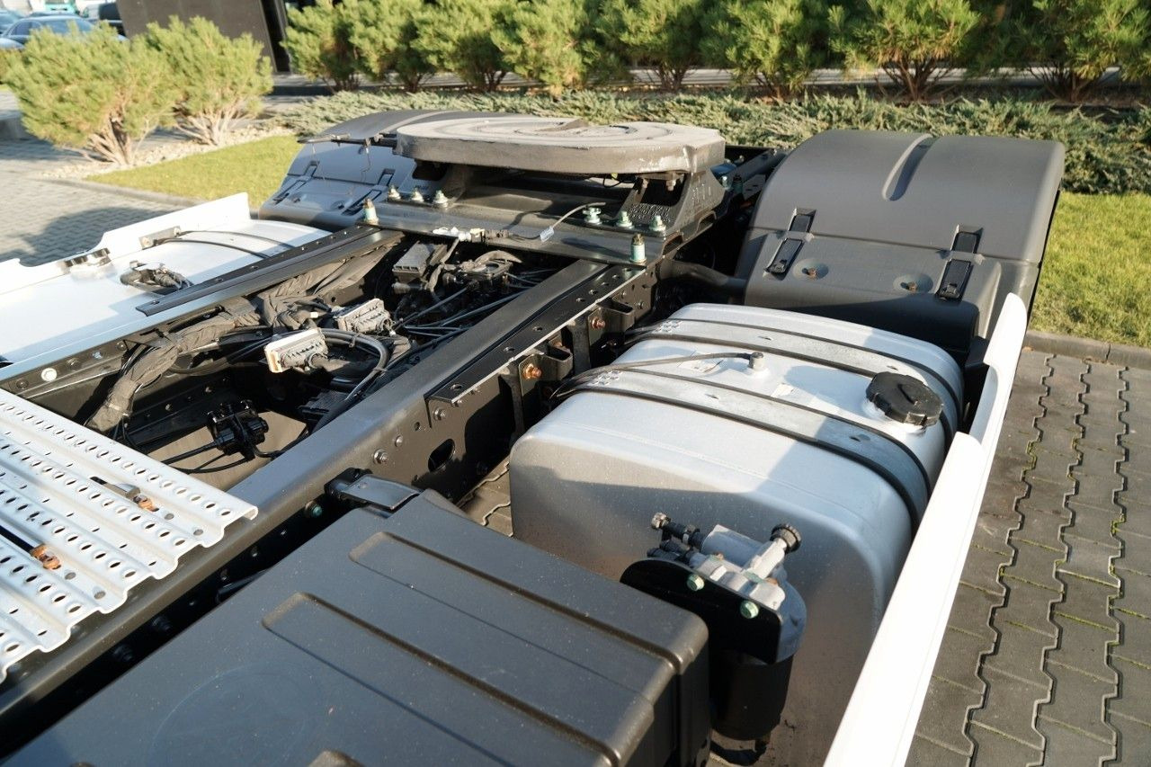 Tegljač MAN TGX 18.510 / GM / RETARDER / NAVI / OPONY 100%: slika Tegljač MAN TGX 18.510 / GM / RETARDER / NAVI / OPONY 100%