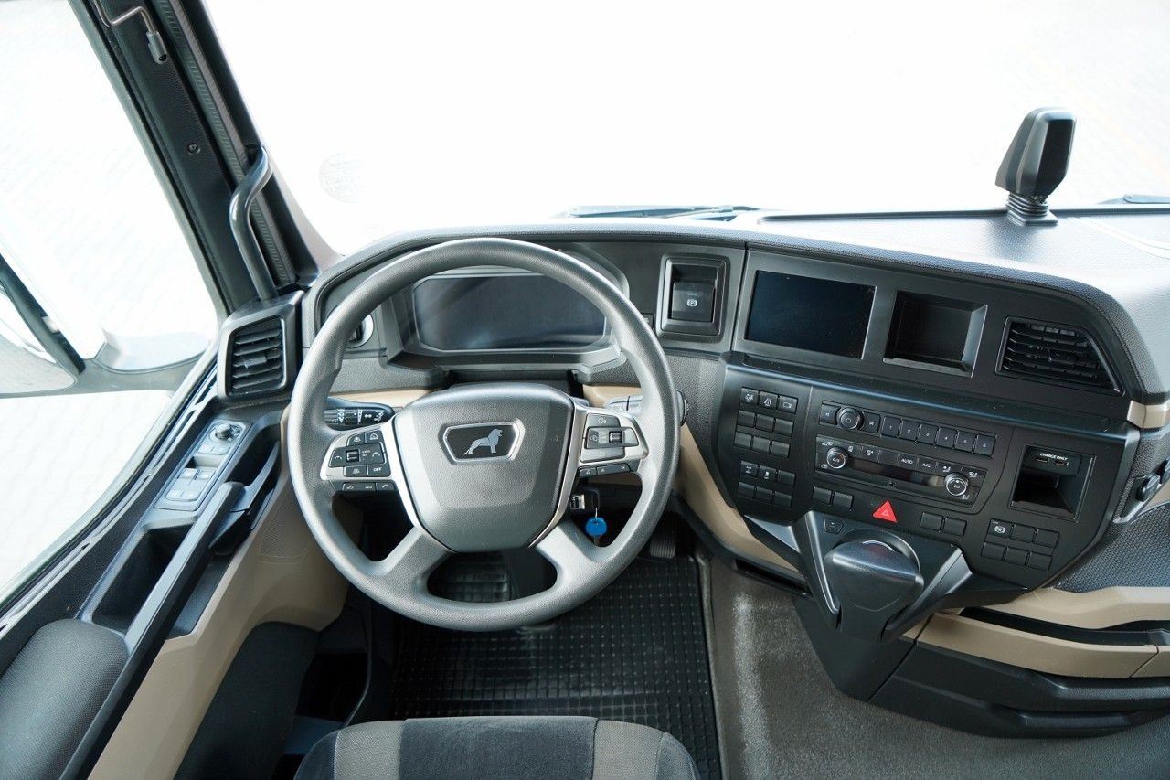 Tegljač MAN TGX 18.510 / GX / RETARDER / NAVI / PO KONTRAKCI: slika Tegljač MAN TGX 18.510 / GX / RETARDER / NAVI / PO KONTRAKCI