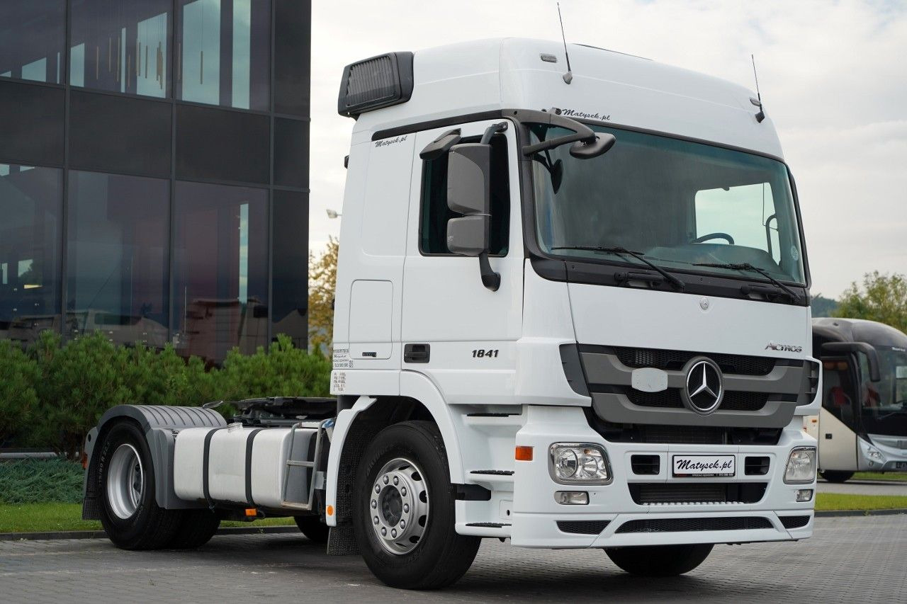 Mercedes-Benz ACTROS 1841 / HYDRAULIKA / SPROWADZONY / PO KONT - Tegljač: slika Mercedes-Benz ACTROS 1841 / HYDRAULIKA / SPROWADZONY / PO KONT - Tegljač Mercedes-Benz ACTROS 1841 / HYDRAULIKA / SPROWADZONY / PO KONT - Tegljač: slika Mercedes-Benz ACTROS 1841 / HYDRAULIKA / SPROWADZONY / PO KONT - Tegljač