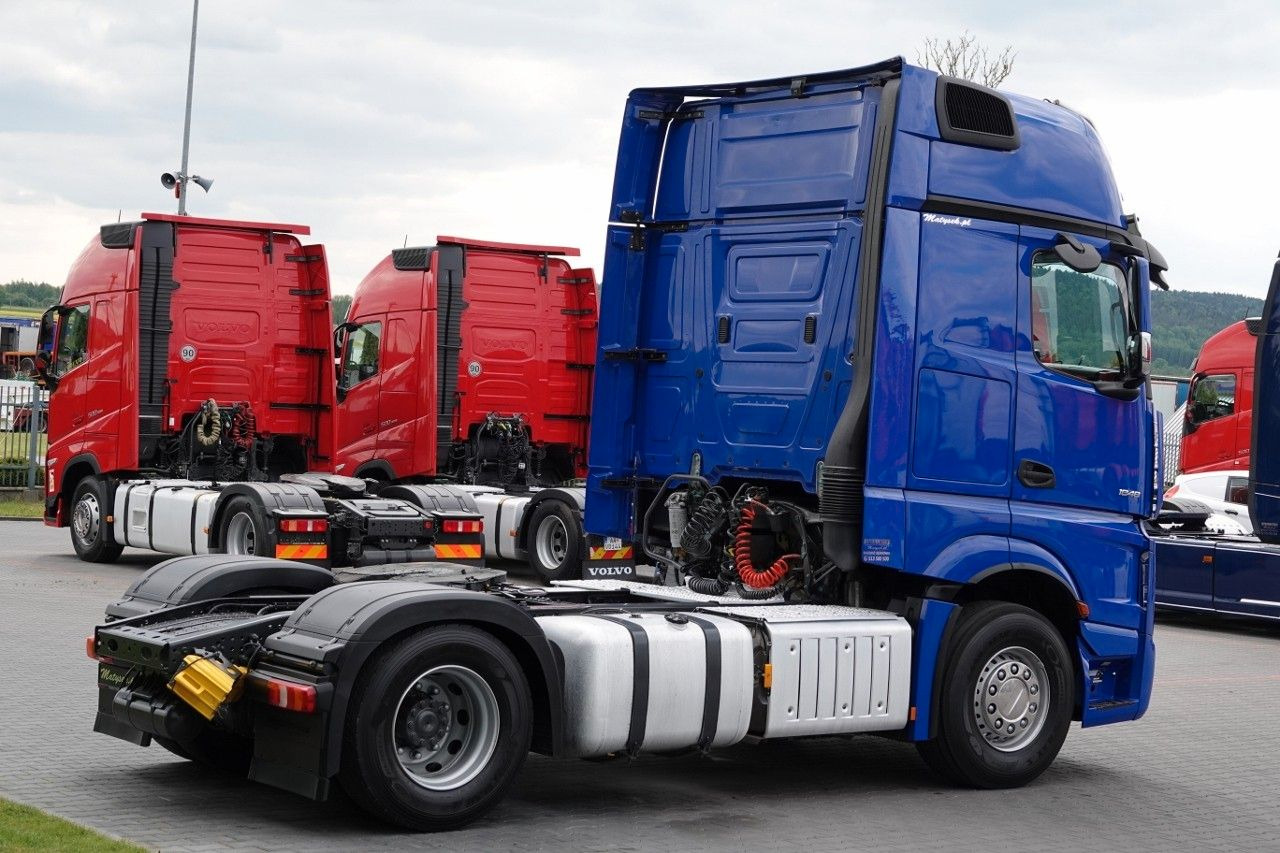 Mercedes-Benz ACTROS 1848 / GIGA SPACE / RETARDER / PO KONTRA - Tegljač: slika Mercedes-Benz ACTROS 1848 / GIGA SPACE / RETARDER / PO KONTRA - Tegljač Mercedes-Benz ACTROS 1848 / GIGA SPACE / RETARDER / PO KONTRA - Tegljač: slika Mercedes-Benz ACTROS 1848 / GIGA SPACE / RETARDER / PO KONTRA - Tegljač