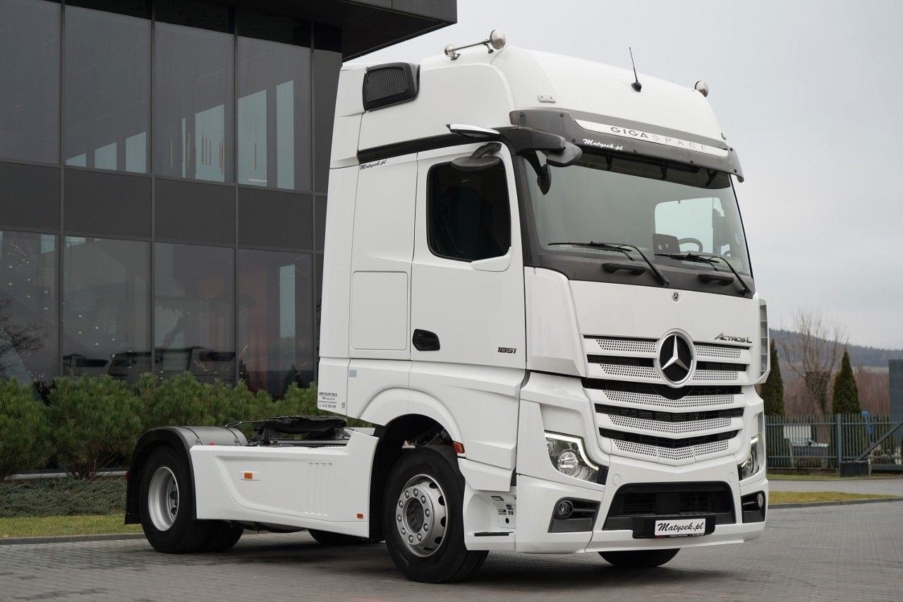 Mercedes-Benz ACTROS 1851 / RETARDER / GIGA SPACE / EURO 6 / - Tegljač: slika Mercedes-Benz ACTROS 1851 / RETARDER / GIGA SPACE / EURO 6 / - Tegljač Mercedes-Benz ACTROS 1851 / RETARDER / GIGA SPACE / EURO 6 / - Tegljač: slika Mercedes-Benz ACTROS 1851 / RETARDER / GIGA SPACE / EURO 6 / - Tegljač