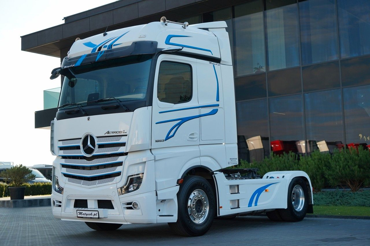 Mercedes-Benz ACTROS 1853 / BIG SPACE / HYDRAULIKA DWUOBWODOWA - Tegljač: slika Mercedes-Benz ACTROS 1853 / BIG SPACE / HYDRAULIKA DWUOBWODOWA - Tegljač Mercedes-Benz ACTROS 1853 / BIG SPACE / HYDRAULIKA DWUOBWODOWA - Tegljač: slika Mercedes-Benz ACTROS 1853 / BIG SPACE / HYDRAULIKA DWUOBWODOWA - Tegljač