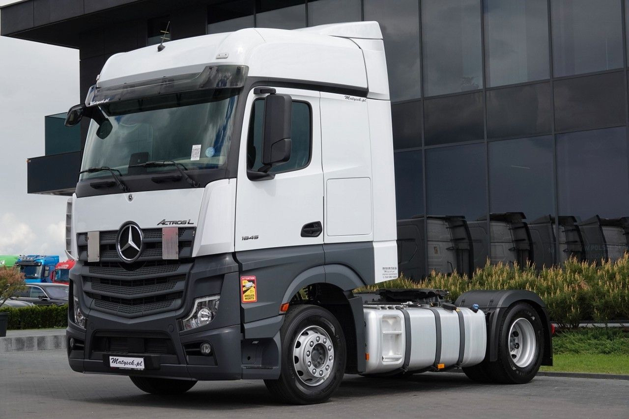 Mercedes-Benz ACTROS L 1845 / BIG SPACE / 09.2023 / NA FABRYCZ - Tegljač: slika Mercedes-Benz ACTROS L 1845 / BIG SPACE / 09.2023 / NA FABRYCZ - Tegljač Mercedes-Benz ACTROS L 1845 / BIG SPACE / 09.2023 / NA FABRYCZ - Tegljač: slika Mercedes-Benz ACTROS L 1845 / BIG SPACE / 09.2023 / NA FABRYCZ - Tegljač
