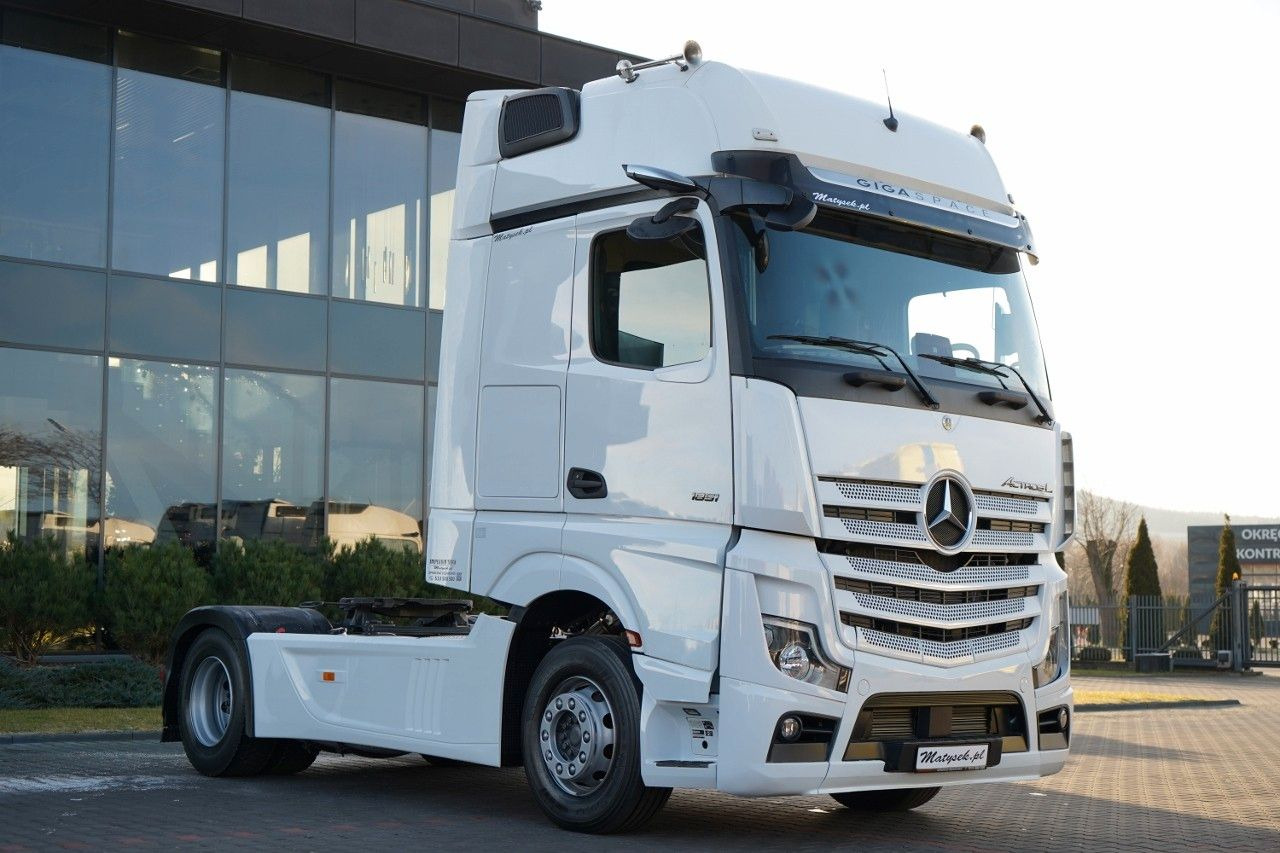Mercedes-Benz ACTROS L 1851 / GIGA SPACE / RETARDER / 2022 R - Tegljač: slika Mercedes-Benz ACTROS L 1851 / GIGA SPACE / RETARDER / 2022 R - Tegljač Mercedes-Benz ACTROS L 1851 / GIGA SPACE / RETARDER / 2022 R - Tegljač: slika Mercedes-Benz ACTROS L 1851 / GIGA SPACE / RETARDER / 2022 R - Tegljač