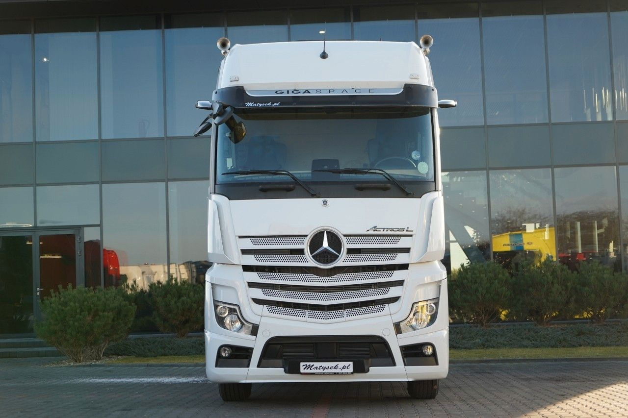 Mercedes-Benz ACTROS L 1851 / GIGA SPACE / RETARDER / 2022 R - Tegljač: slika Mercedes-Benz ACTROS L 1851 / GIGA SPACE / RETARDER / 2022 R - Tegljač Mercedes-Benz ACTROS L 1851 / GIGA SPACE / RETARDER / 2022 R - Tegljač: slika Mercedes-Benz ACTROS L 1851 / GIGA SPACE / RETARDER / 2022 R - Tegljač