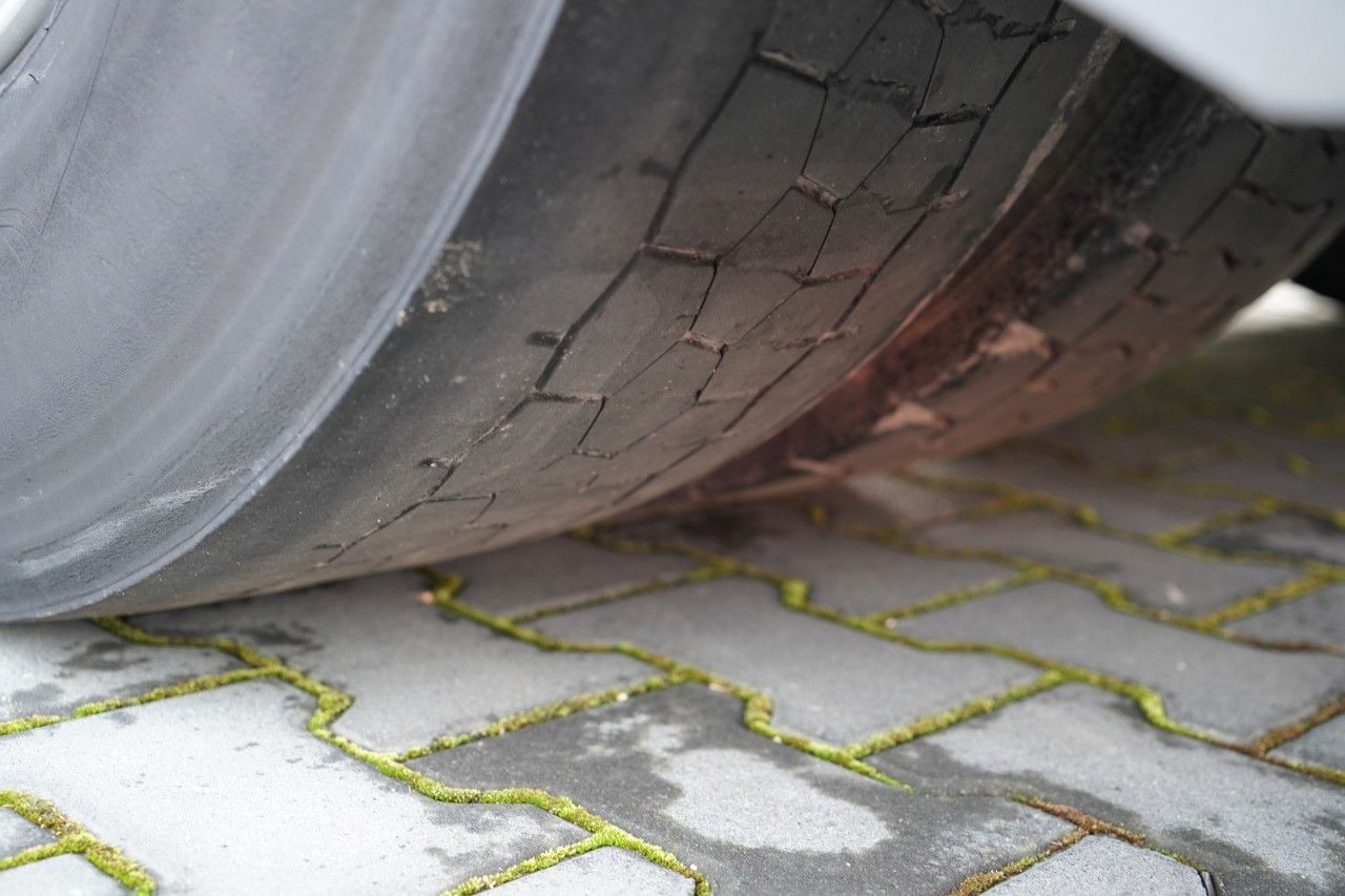 Tegljač Mercedes-Benz ACTROS  L 1851 / GIGA SPACE / RETARDER / 2022 R: slika Tegljač Mercedes-Benz ACTROS  L 1851 / GIGA SPACE / RETARDER / 2022 R