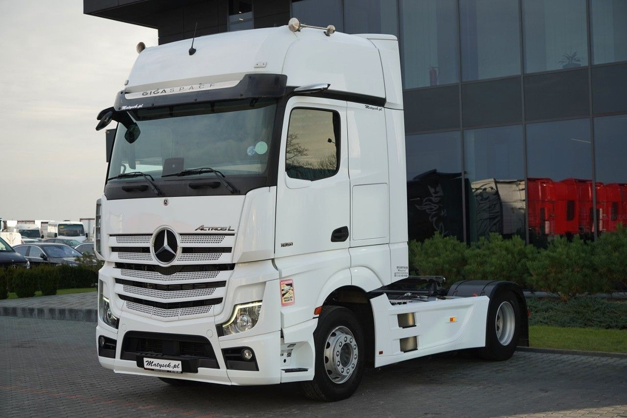 Mercedes-Benz ACTROS L 1851 / GIGA SPACE / RETARDER / 2022 R - Tegljač: slika Mercedes-Benz ACTROS L 1851 / GIGA SPACE / RETARDER / 2022 R - Tegljač Mercedes-Benz ACTROS L 1851 / GIGA SPACE / RETARDER / 2022 R - Tegljač: slika Mercedes-Benz ACTROS L 1851 / GIGA SPACE / RETARDER / 2022 R - Tegljač