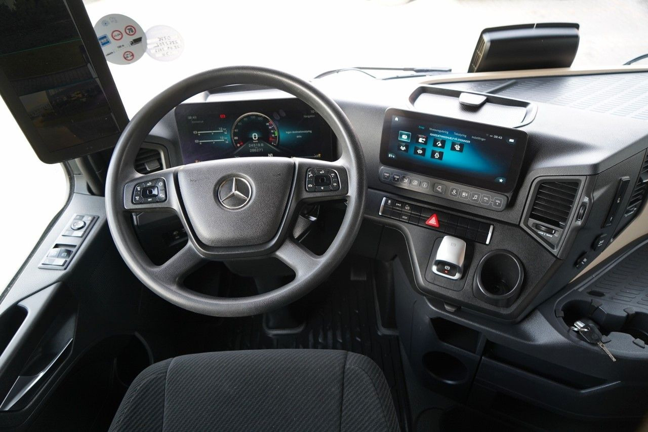 Tegljač Mercedes-Benz ACTROS  L 1851 / GIGA SPACE / RETARDER / 2022 R: slika Tegljač Mercedes-Benz ACTROS  L 1851 / GIGA SPACE / RETARDER / 2022 R