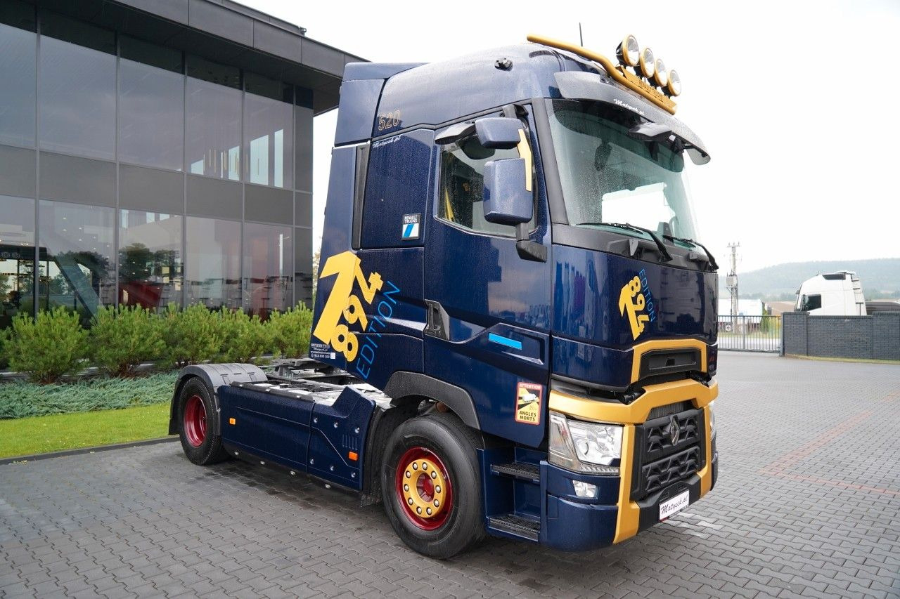 Renault T 520 / EDYCJA LIMITOWANA - 1894 / FULL AIRMATI - Tegljač: slika Renault T 520 / EDYCJA LIMITOWANA - 1894 / FULL AIRMATI - Tegljač Renault T 520 / EDYCJA LIMITOWANA - 1894 / FULL AIRMATI - Tegljač: slika Renault T 520 / EDYCJA LIMITOWANA - 1894 / FULL AIRMATI - Tegljač