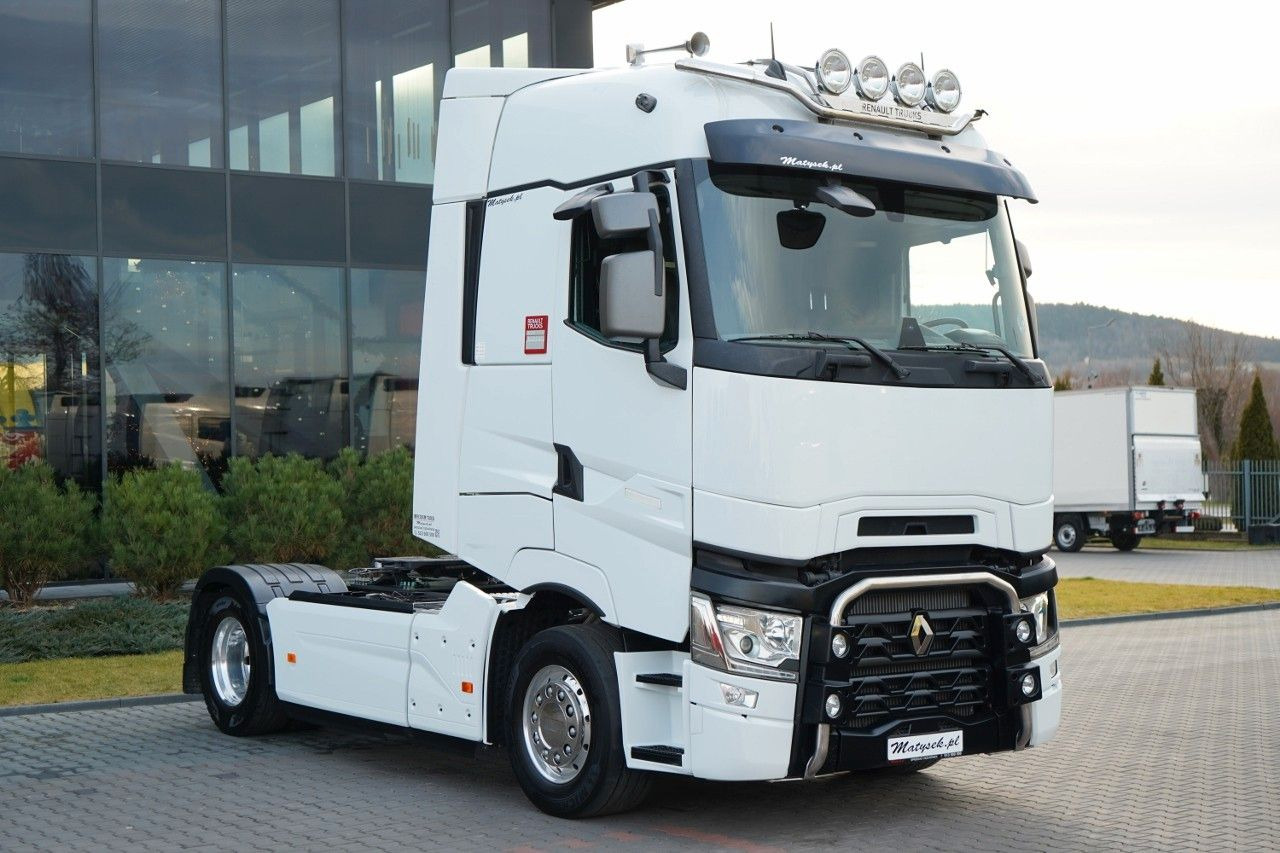 Renault T 520 / RETARDER / ALUFELGI / SKÓRY / MAXISPACE - Tegljač: slika Renault T 520 / RETARDER / ALUFELGI / SKÓRY / MAXISPACE - Tegljač Renault T 520 / RETARDER / ALUFELGI / SKÓRY / MAXISPACE - Tegljač: slika Renault T 520 / RETARDER / ALUFELGI / SKÓRY / MAXISPACE - Tegljač