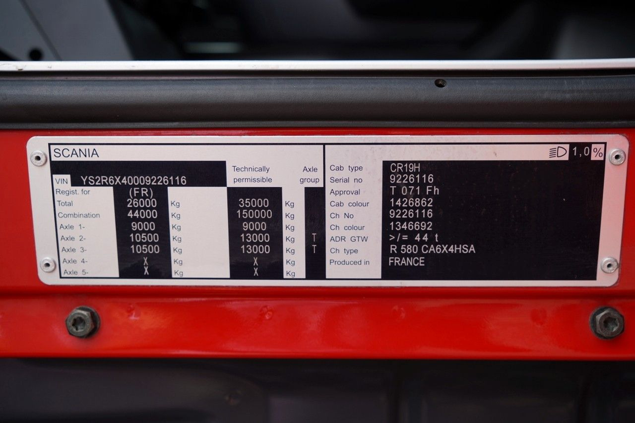 Tegljač Scania R 580 / V8 / 6x4 / DMC: 150.000 KG / RETARDER /: slika Tegljač Scania R 580 / V8 / 6x4 / DMC: 150.000 KG / RETARDER /