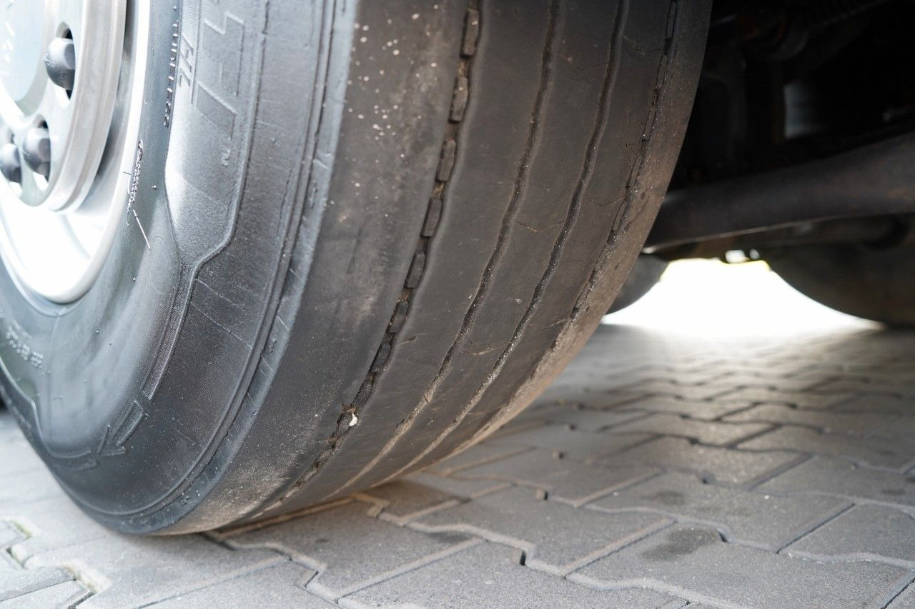 Tegljač Scania R 620 / HYDRAULIKA / 8X4 / DMC: 150 000 KG / SI: slika Tegljač Scania R 620 / HYDRAULIKA / 8X4 / DMC: 150 000 KG / SI