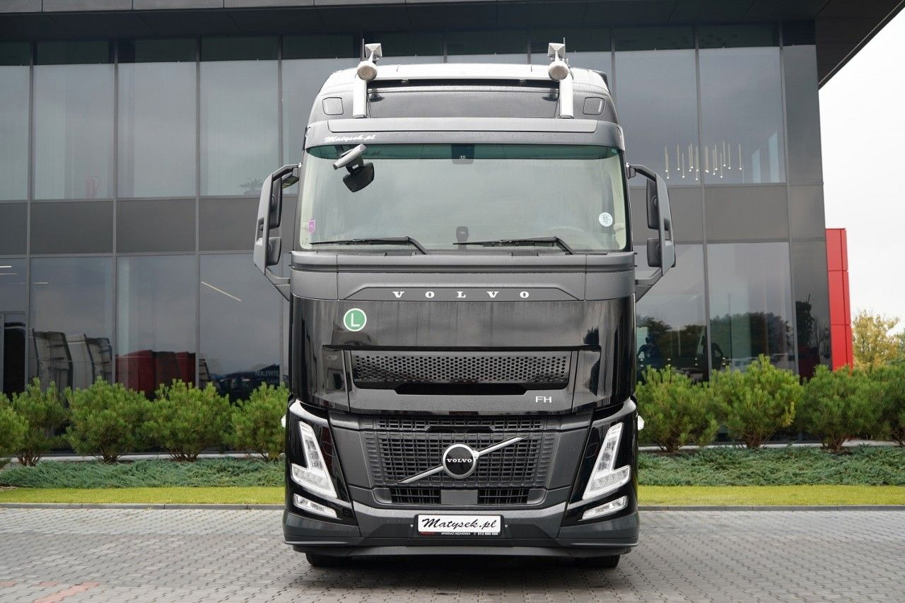 Volvo FH 500 / 2025 ROK / 88 TYS KM / XXL / I-SHIFT - Tegljač: slika Volvo FH 500 / 2025 ROK / 88 TYS KM / XXL / I-SHIFT - Tegljač Volvo FH 500 / 2025 ROK / 88 TYS KM / XXL / I-SHIFT - Tegljač: slika Volvo FH 500 / 2025 ROK / 88 TYS KM / XXL / I-SHIFT - Tegljač