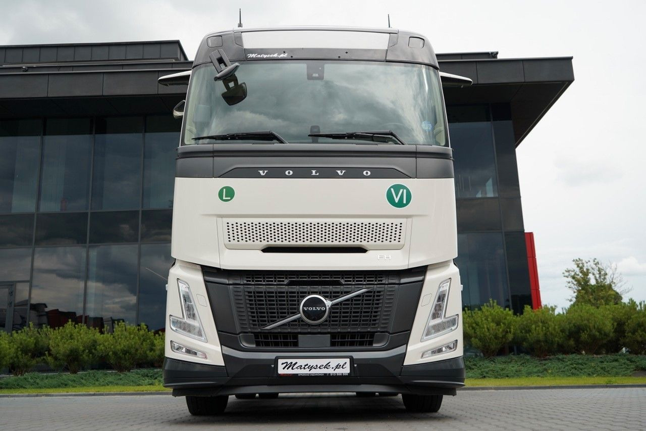Volvo FH 500 AERO / 2025 ROK / I-SAVE / XXL / 50 TYS. - Tegljač: slika Volvo FH 500 AERO / 2025 ROK / I-SAVE / XXL / 50 TYS. - Tegljač Volvo FH 500 AERO / 2025 ROK / I-SAVE / XXL / 50 TYS. - Tegljač: slika Volvo FH 500 AERO / 2025 ROK / I-SAVE / XXL / 50 TYS. - Tegljač