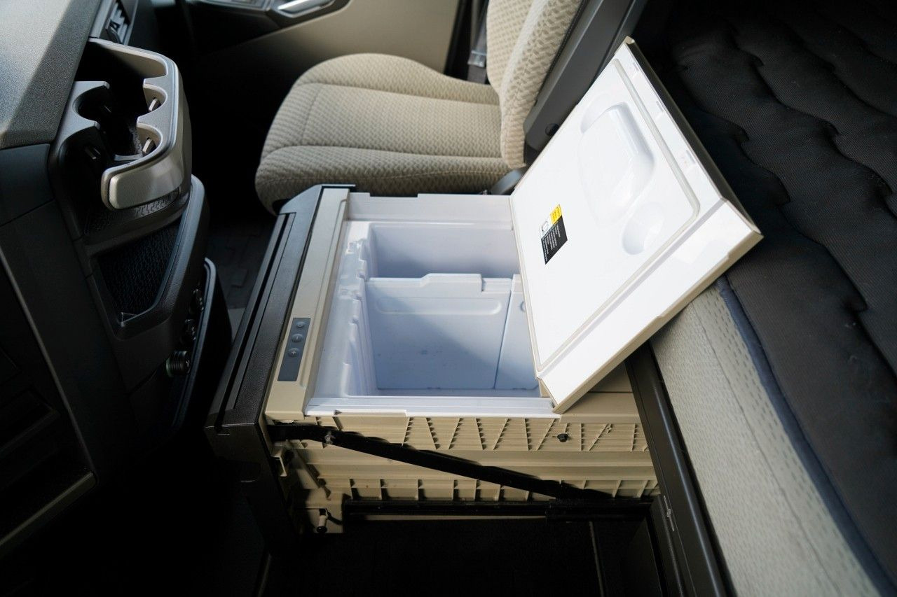 Tegljač Volvo FH 500 / XXL / I-SAVE / LOWDECK / MEGA / I-PARK Volvo FH 500 / XXL / I-SAVE / LOWDECK / MEGA / I-PARK: slika Tegljač Volvo FH 500 / XXL / I-SAVE / LOWDECK / MEGA / I-PARK Volvo FH 500 / XXL / I-SAVE / LOWDECK / MEGA / I-PARK Tegljač Volvo FH 500 / XXL / I-SAVE / LOWDECK / MEGA / I-PARK Volvo FH 500 / XXL / I-SAVE / LOWDECK / MEGA / I-PARK: slika Tegljač Volvo FH 500 / XXL / I-SAVE / LOWDECK / MEGA / I-PARK Volvo FH 500 / XXL / I-SAVE / LOWDECK / MEGA / I-PARK