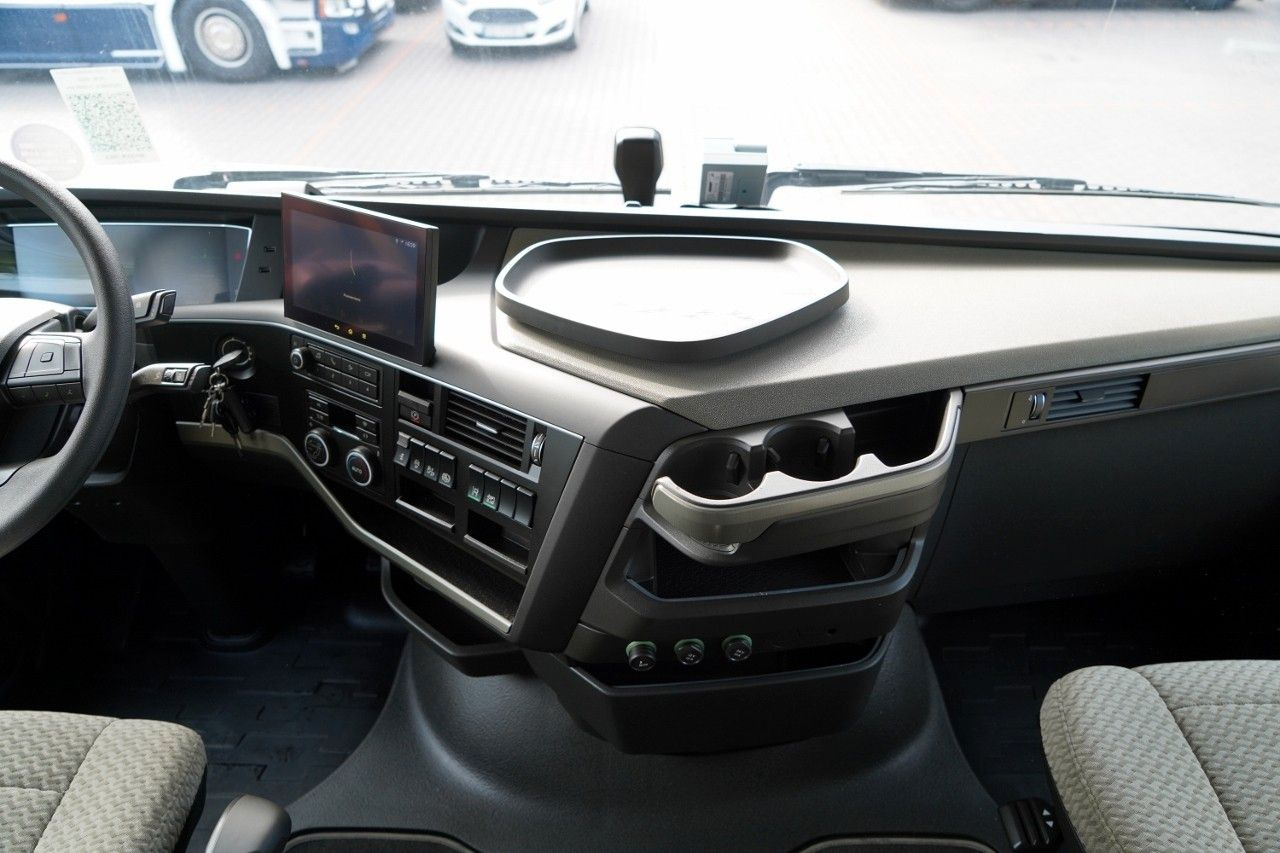 Tegljač Volvo FH 500 / XXL / I-SAVE / LOWDECK / MEGA / I-PARK Volvo FH 500 / XXL / I-SAVE / LOWDECK / MEGA / I-PARK: slika Tegljač Volvo FH 500 / XXL / I-SAVE / LOWDECK / MEGA / I-PARK Volvo FH 500 / XXL / I-SAVE / LOWDECK / MEGA / I-PARK Tegljač Volvo FH 500 / XXL / I-SAVE / LOWDECK / MEGA / I-PARK Volvo FH 500 / XXL / I-SAVE / LOWDECK / MEGA / I-PARK: slika Tegljač Volvo FH 500 / XXL / I-SAVE / LOWDECK / MEGA / I-PARK Volvo FH 500 / XXL / I-SAVE / LOWDECK / MEGA / I-PARK