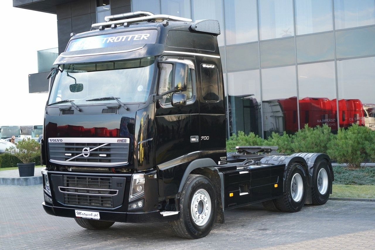 Volvo FH16 / 700 / 6x4 / HYDRAULIKA / RETARDER / 3 OSI - Tegljač: slika Volvo FH16 / 700 / 6x4 / HYDRAULIKA / RETARDER / 3 OSI - Tegljač Volvo FH16 / 700 / 6x4 / HYDRAULIKA / RETARDER / 3 OSI - Tegljač: slika Volvo FH16 / 700 / 6x4 / HYDRAULIKA / RETARDER / 3 OSI - Tegljač