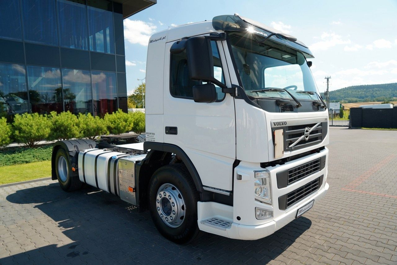 Volvo FM 380 / PEŁNY ADR / NISKA KABINA / DZIENNA KABI - Tegljač: slika Volvo FM 380 / PEŁNY ADR / NISKA KABINA / DZIENNA KABI - Tegljač Volvo FM 380 / PEŁNY ADR / NISKA KABINA / DZIENNA KABI - Tegljač: slika Volvo FM 380 / PEŁNY ADR / NISKA KABINA / DZIENNA KABI - Tegljač